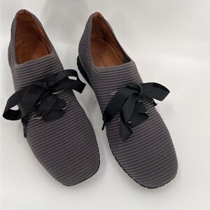 L'Amour Des Pieds / NIB Sporty Fashion Sneakers Taimah Sz 7.5